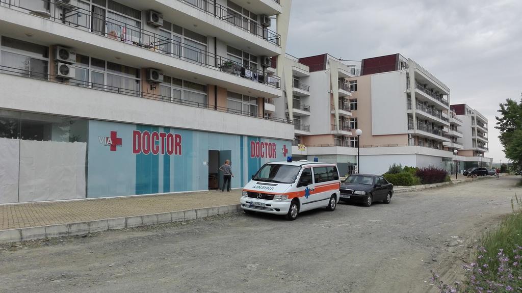 Sun City Apartments Sunny Beach Exterior photo